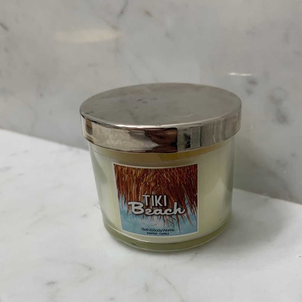 Bath and body works candle
